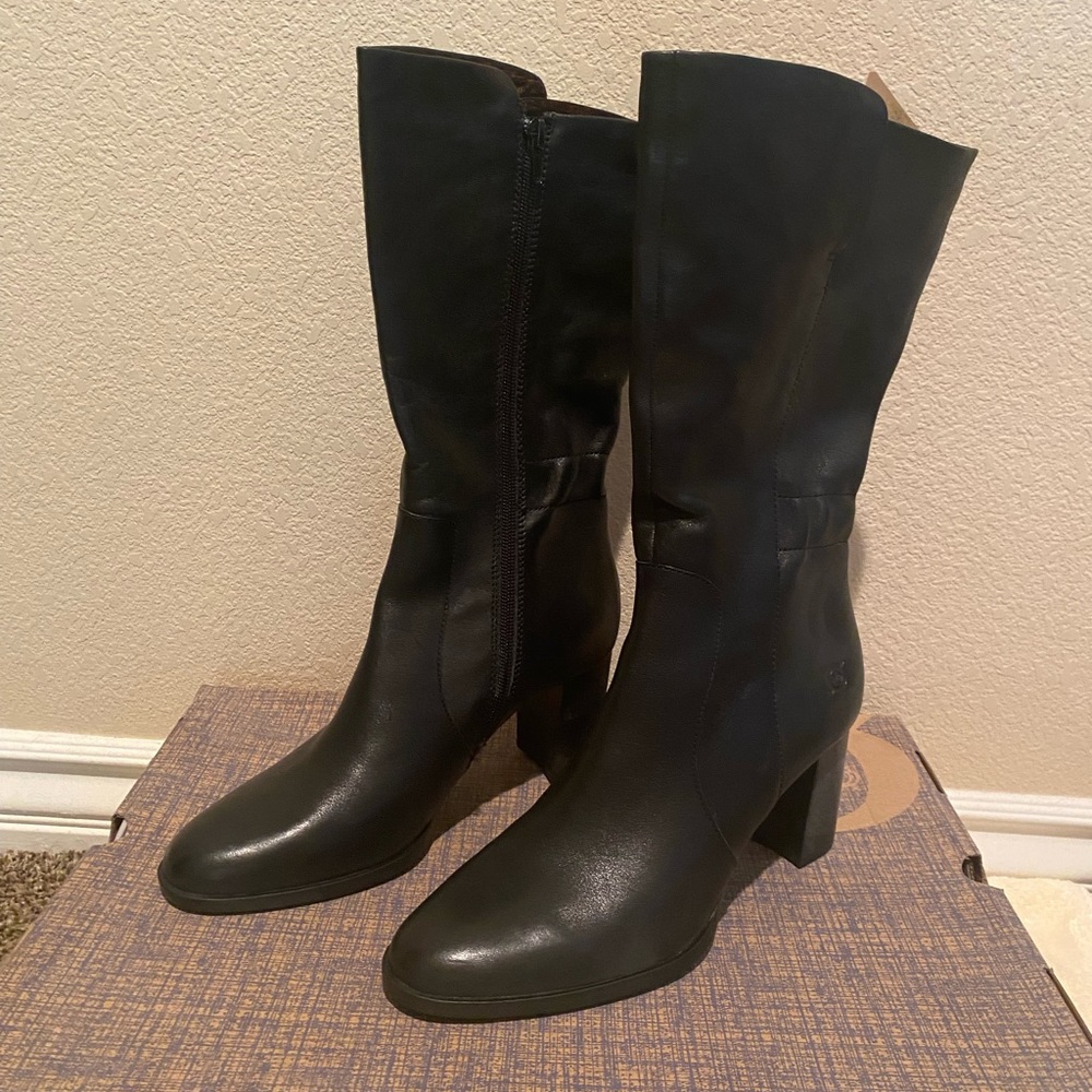 Black Leather Born Boots Sz 8.5